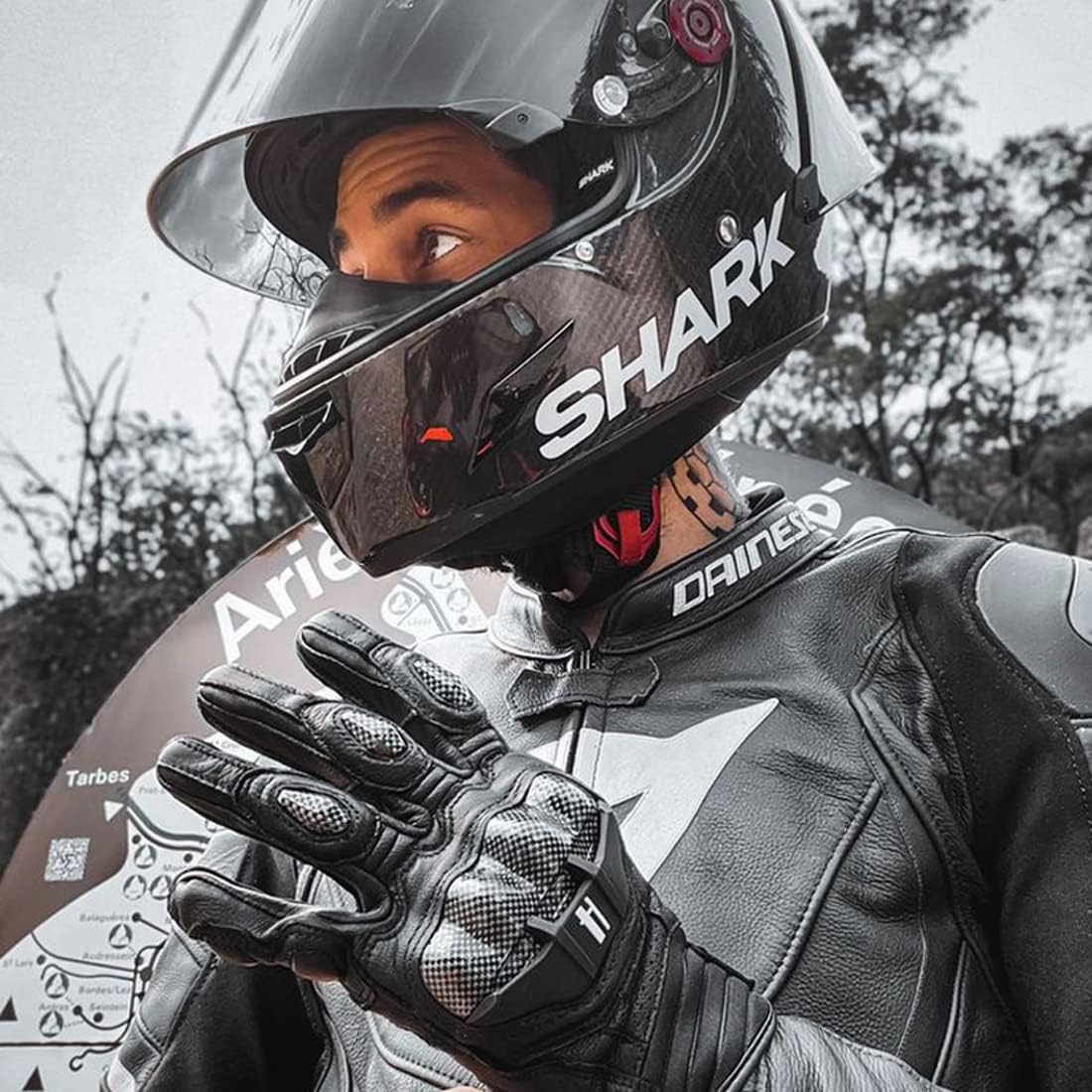 Harssidanzar Breathable Leather Motorcycle Gloves Touchscreen for Men Women KM046