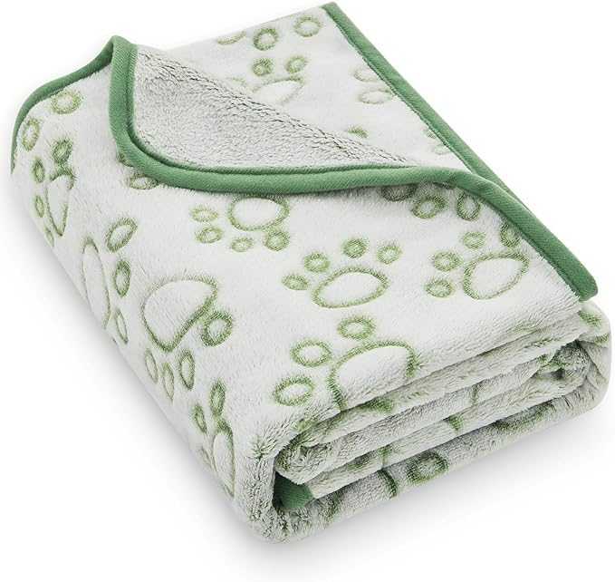 Green Throw Dog Blanket for Puppy Gifts, Dog Stuff Used for Pet Beds, Washable Soft Puppy Essentials Accesssories