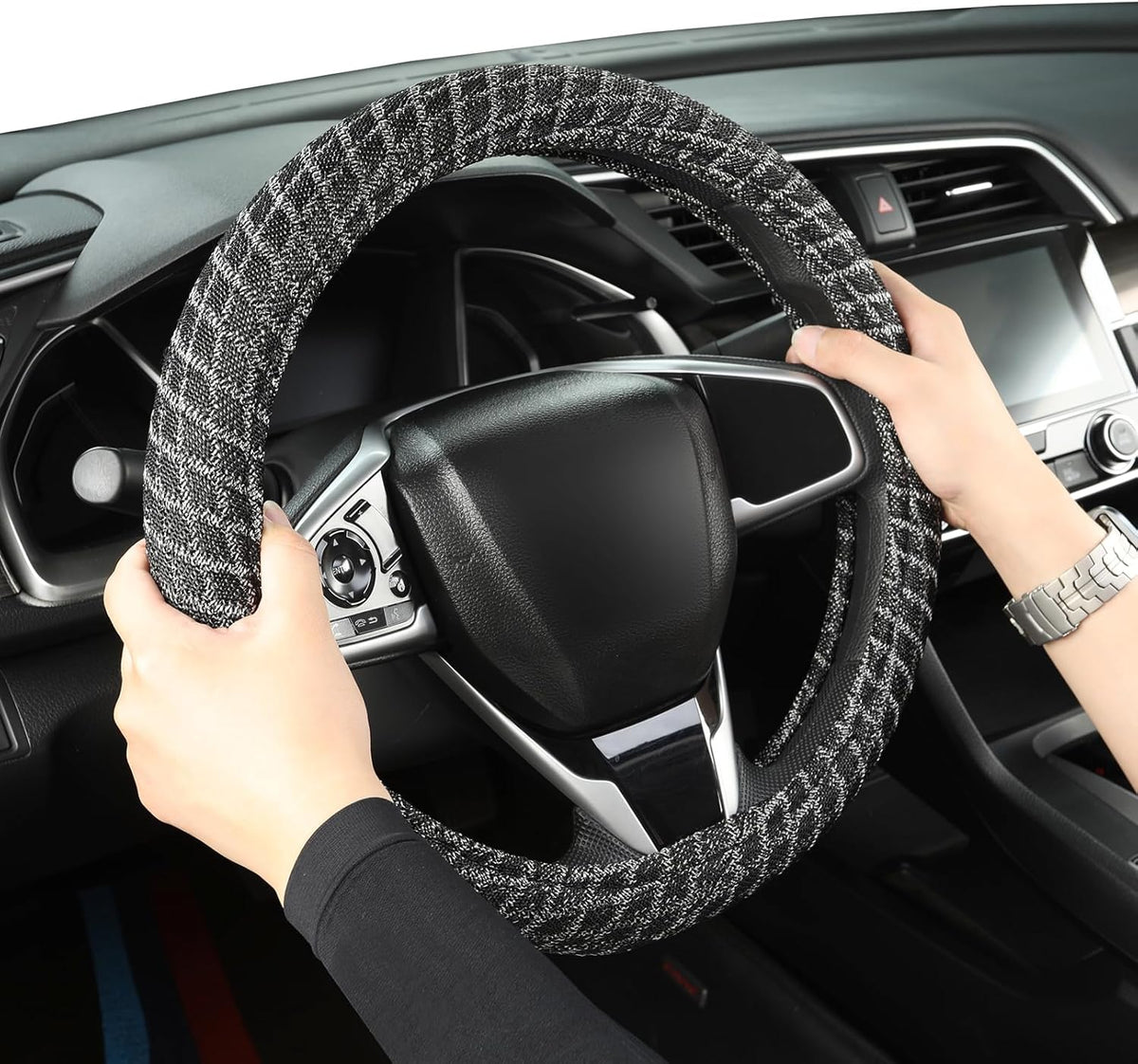 Auto Newer Breathable Steering Wheel Cover Suitable For Four Seasons，Anti-Slip Design，Odorless，Easy Carry Unviersal Fit for Truck SUV Sedans Vans,Interior Accessories Standard Size[14" 1/2-15"]（Black）